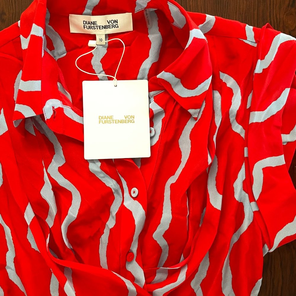 NWT Diane Von Furstenberg Red 100% Silk Wrap Midi Dress Size 10 - Picture 11 of 13